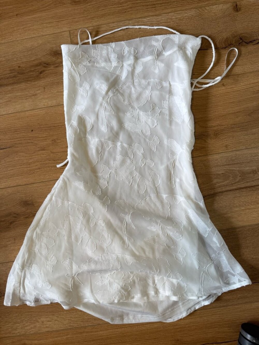 Edikted White Floral Embroidered Backless Lace-Up Mini Dress S NWT